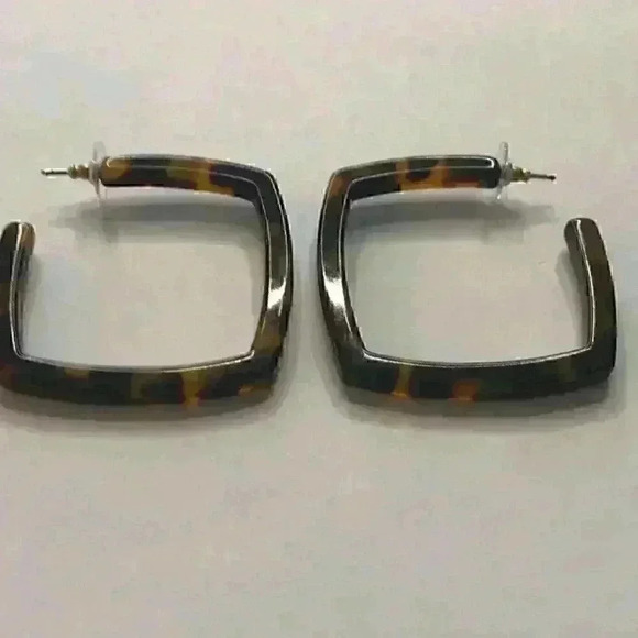 J Crew New Square Hoop Earrings - Picture 5 of 8